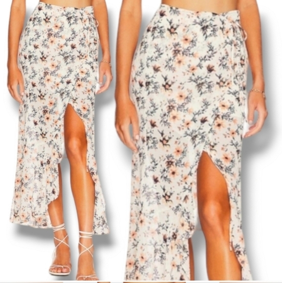 Free People Femme Edge Bohemian Maxi Skirt in Ivory Combo Size 10 - Picture 3 of 16